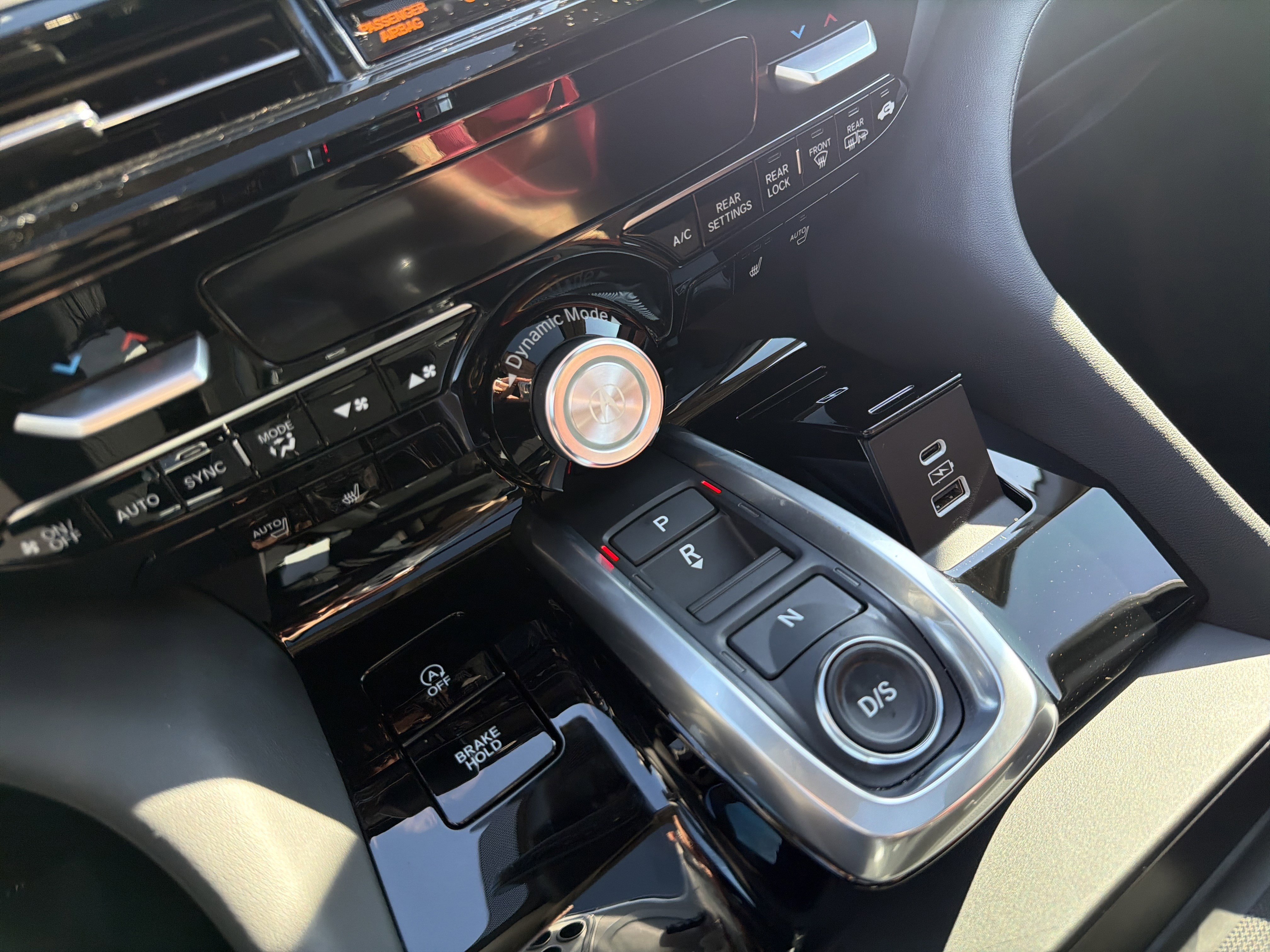 Certified 2026 Acura MDX FWD w/ Technology Package image 26