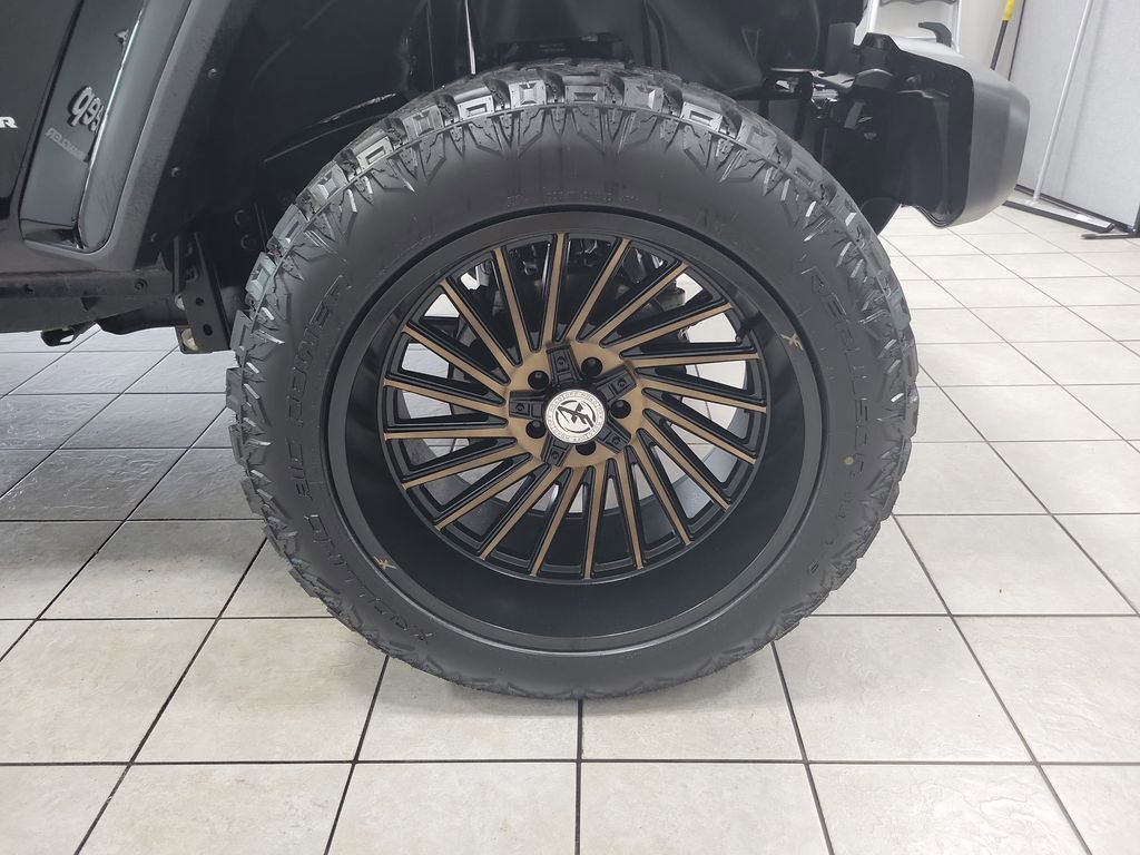 Used 2024 Jeep Wrangler Sahara w/ Safety Group image 50