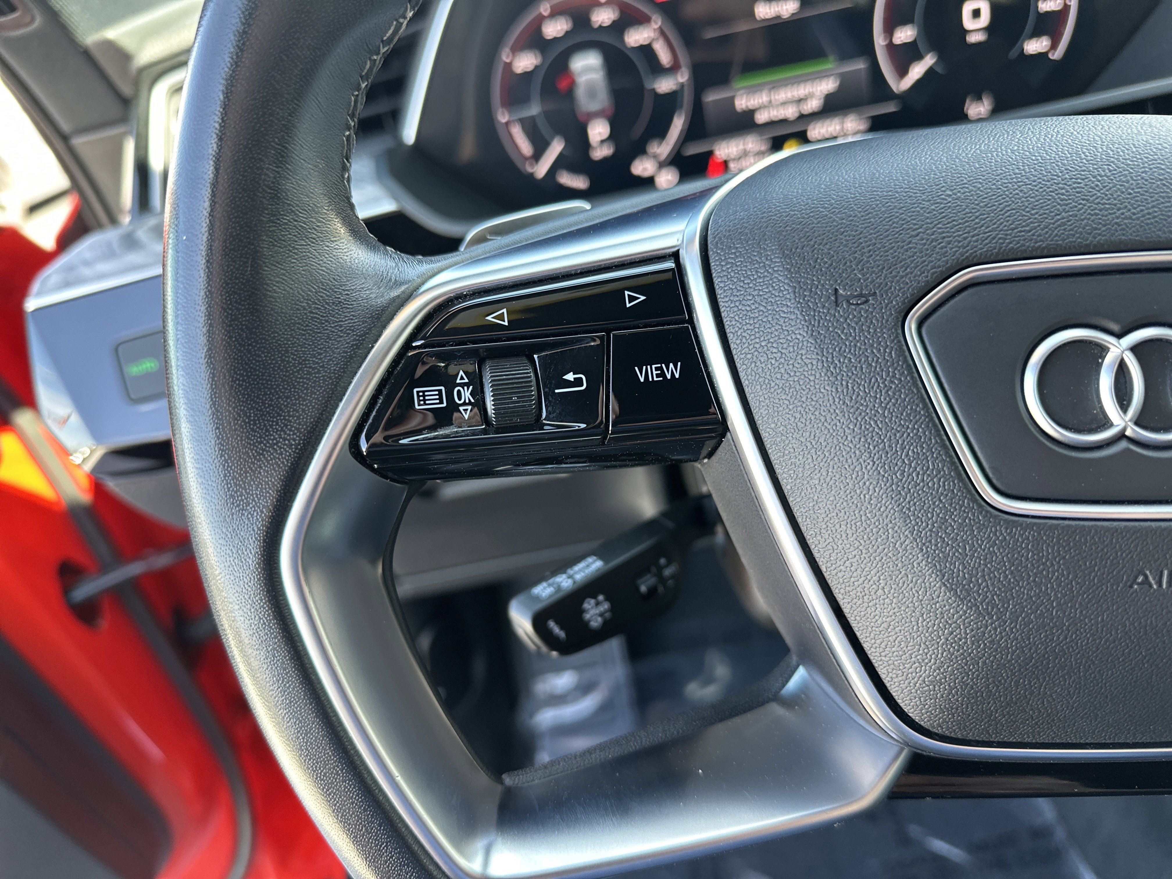 Used 2022 Audi e-tron Premium w/ Convenience Plus Package image 19
