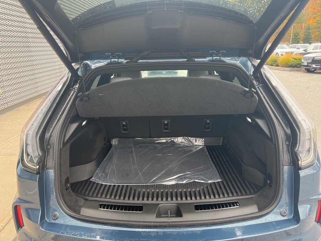 Used 2025 Cadillac XT4 Sport image 58