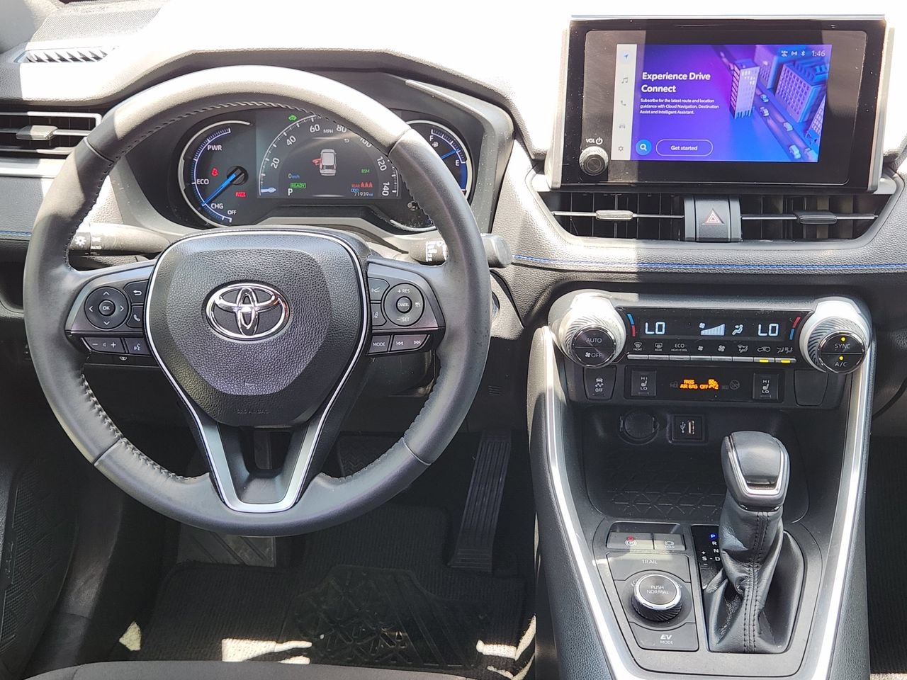 Used 2024 Toyota RAV4 SE w/ Convenience Package AWD/4WD image 26