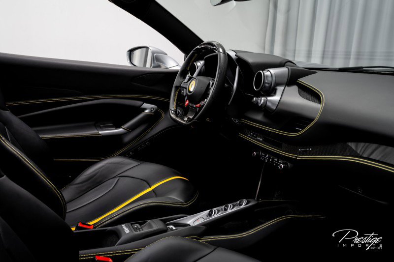 Used 2022 Ferrari F8 Tributo image 42