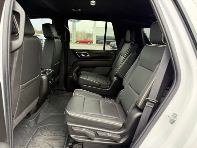 Used 2024 Chevrolet Tahoe Premier AWD/4WD image 16