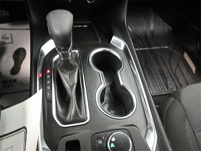 Used 2023 Chevrolet Traverse LT image 11