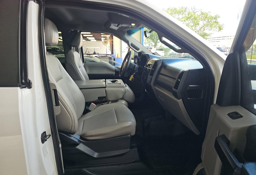 Used 2018 Ford F550 2WD SuperCab Super Duty w/ Power Equipment Group image 8