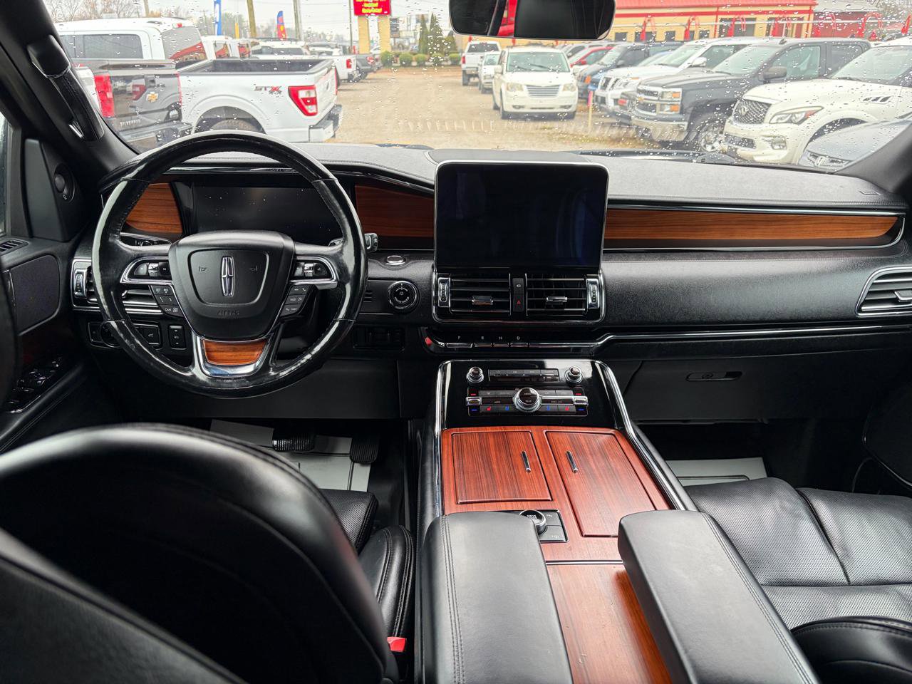 Used 2019 Lincoln Navigator Reserve AWD/4WD image 19