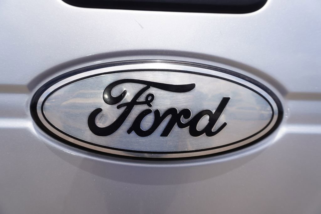 Used 2012 Ford F150 XLT w/ XLT Convenience Pkg AWD/4WD image 28