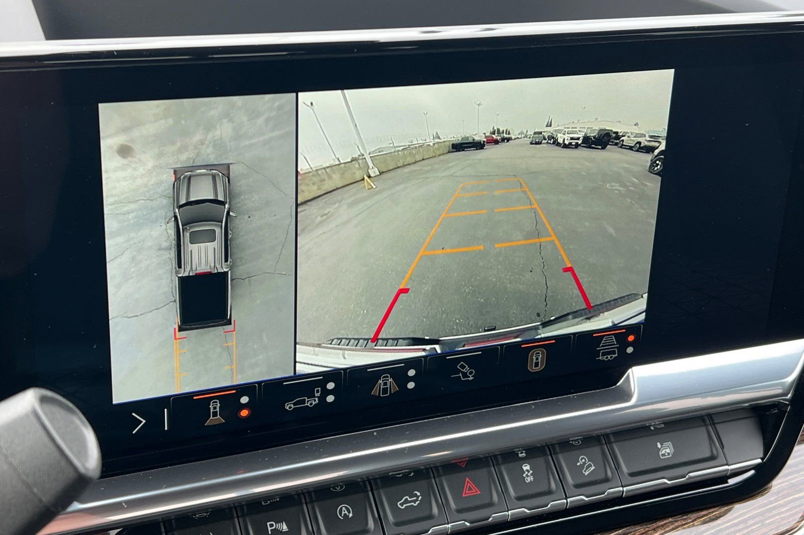 Used 2025 GMC Sierra 1500 SLE image 27