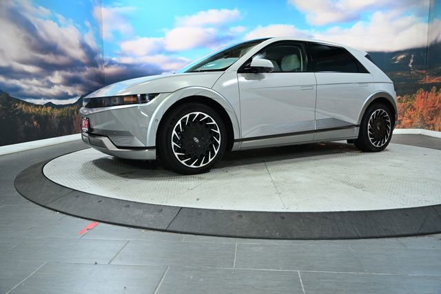 Used 2024 Hyundai Ioniq 5 Limited image 4