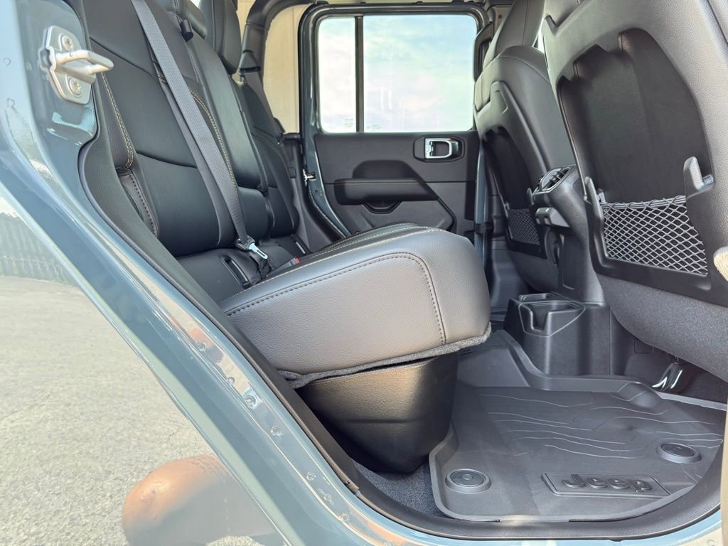 New 2025 Jeep Gladiator Sport w/ Premium Package image 27