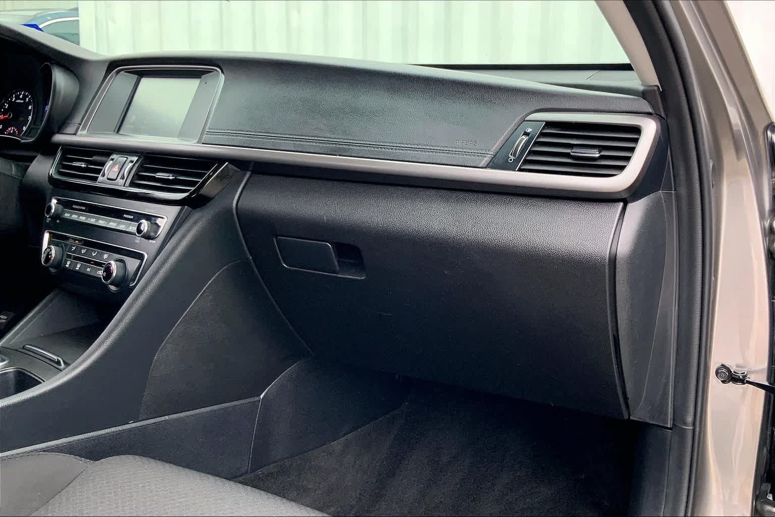 Used 2018 Kia Optima LX FWD image 19