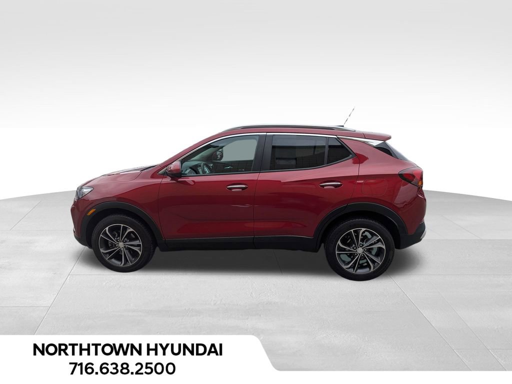 Used 2021 Buick Encore GX Select image 2