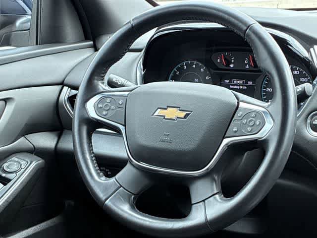 Used 2022 Chevrolet Traverse LT w/ LPO, Cargo Package FWD image 23