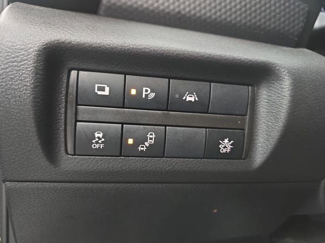 Used 2024 Nissan Kicks S image 32