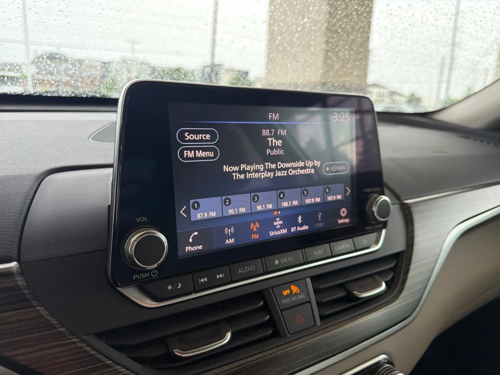 Used 2019 Nissan Altima 2.0 Platinum FWD image 28