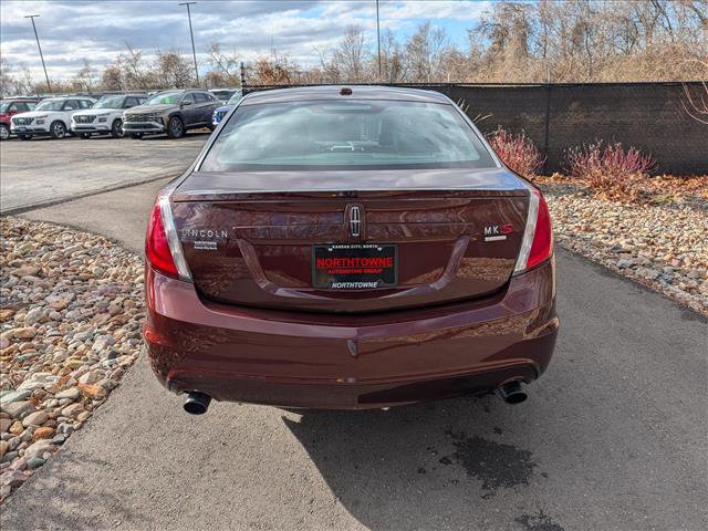 Used 2012 Lincoln MKS AWD image 4