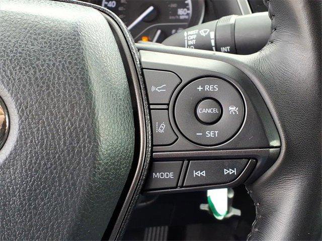 Used 2023 Toyota Camry SE image 18