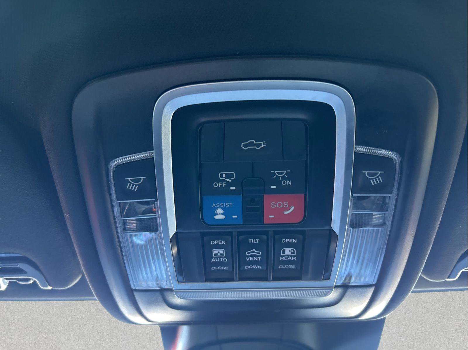 Certified 2024 RAM 2500 Limited image 24