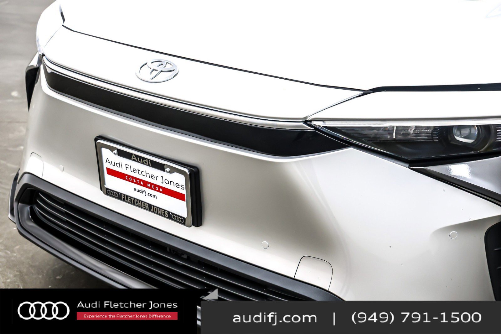 Used 2024 Toyota bZ4X FWD image 12