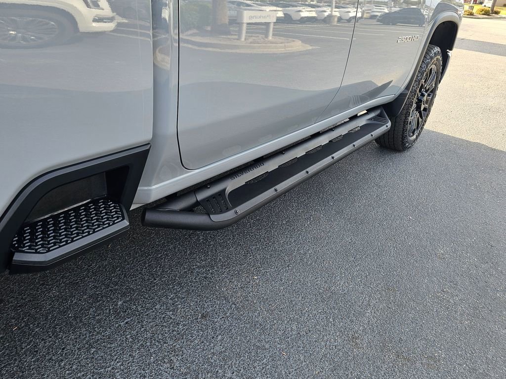 Used 2024 Chevrolet Silverado 2500 LT w/ All Star Edition image 10