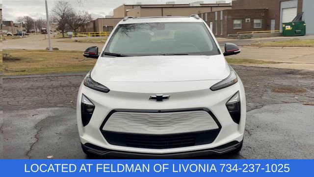Used 2023 Chevrolet Bolt EUV Premier w/ Sun & Sound Package image 3