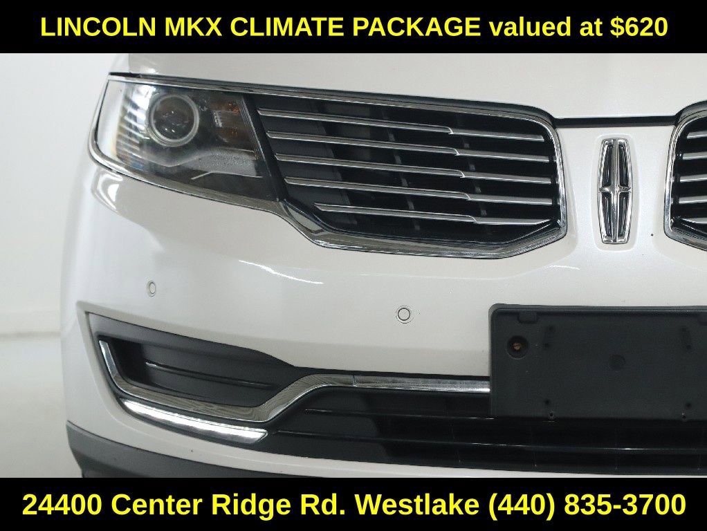 Used 2017 Lincoln MKX Reserve w/ Driver Assistance Package AWD/4WD image 7