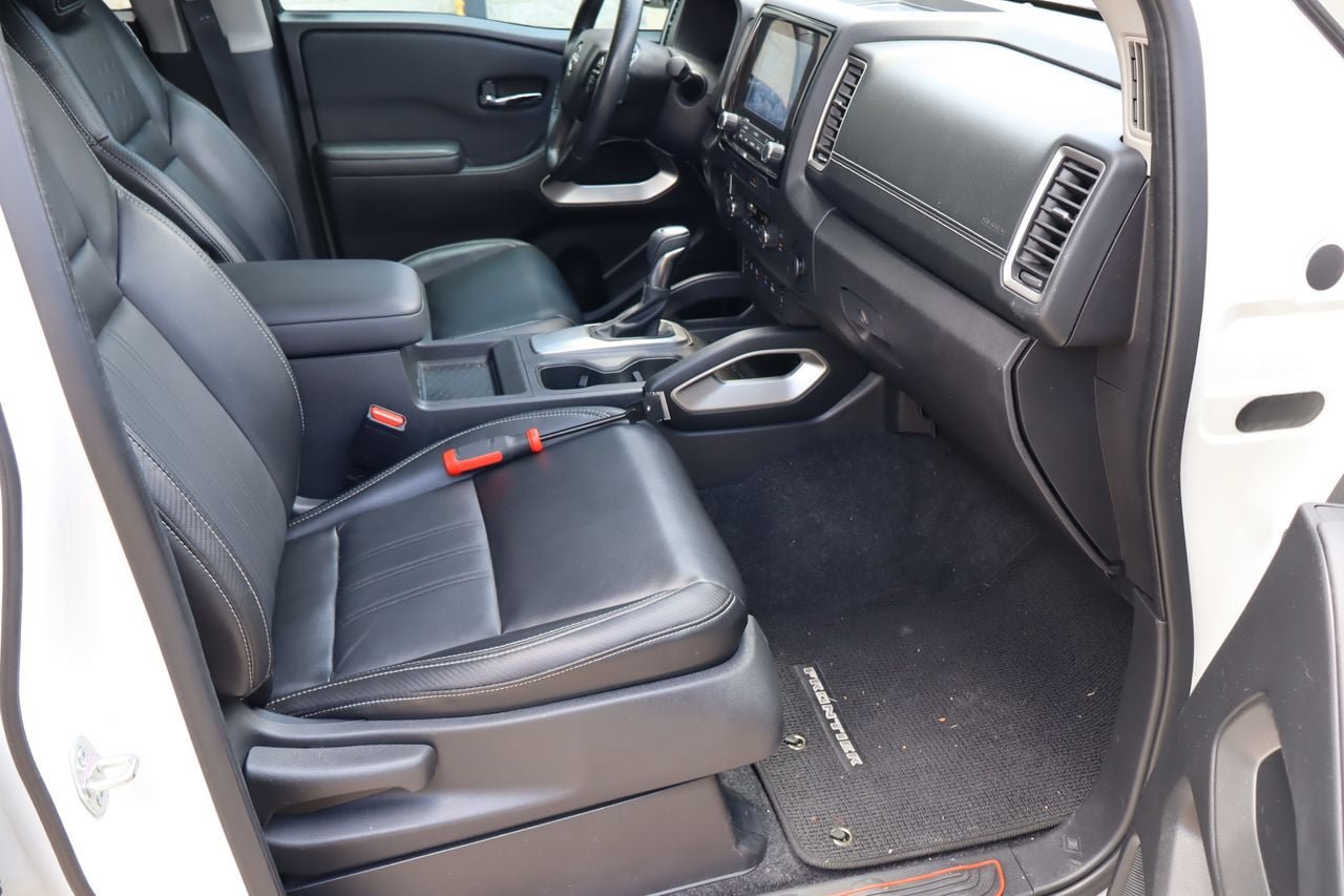 Used 2024 Nissan Frontier SL w/ Technology Package RWD image 17