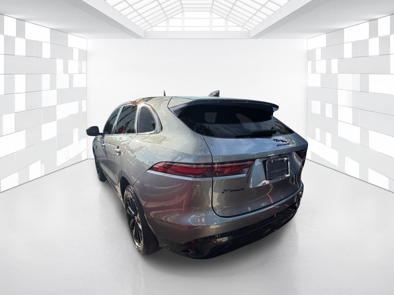 Used 2023 Jaguar F-PACE S AWD/4WD image 3