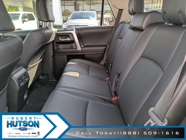 Used 2022 Toyota 4Runner TRD Sport AWD/4WD image 15