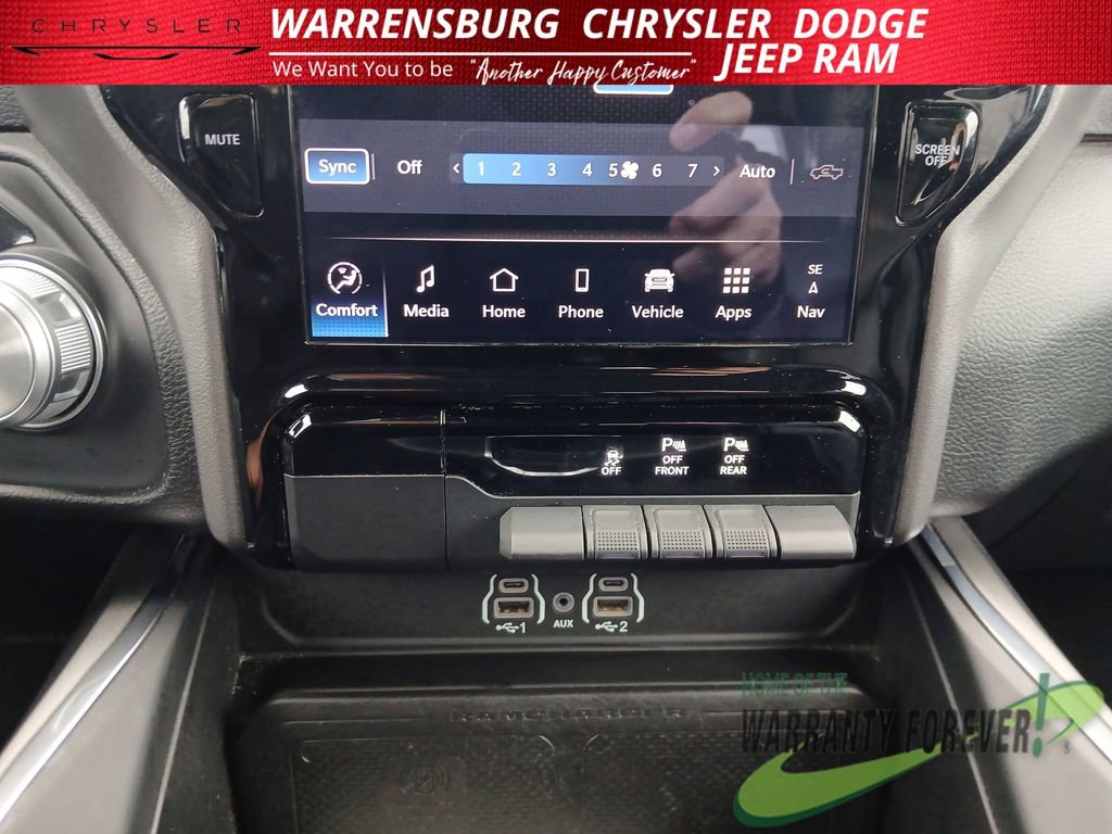 Used 2025 RAM 1500 Laramie AWD/4WD image 23
