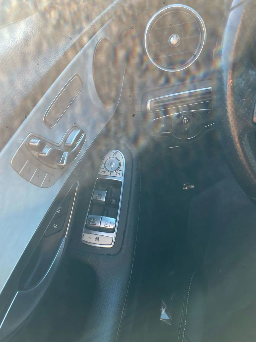 Used 2018 Mercedes-Benz C 300 4MATIC Sedan image 22