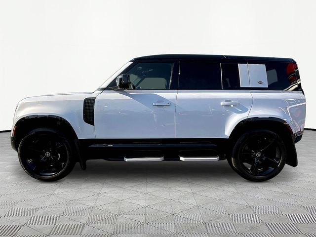 Used 2023 Land Rover Defender 110 V8 AWD/4WD image 4