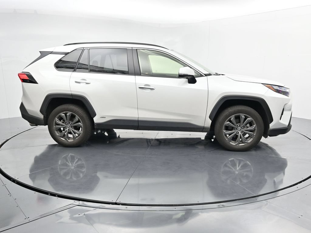 Used 2024 Toyota RAV4 Limited w/ Advanced Technology Package AWD/4WD image 9