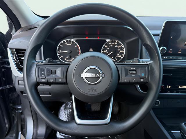 Used 2022 Nissan Rogue SV image 13