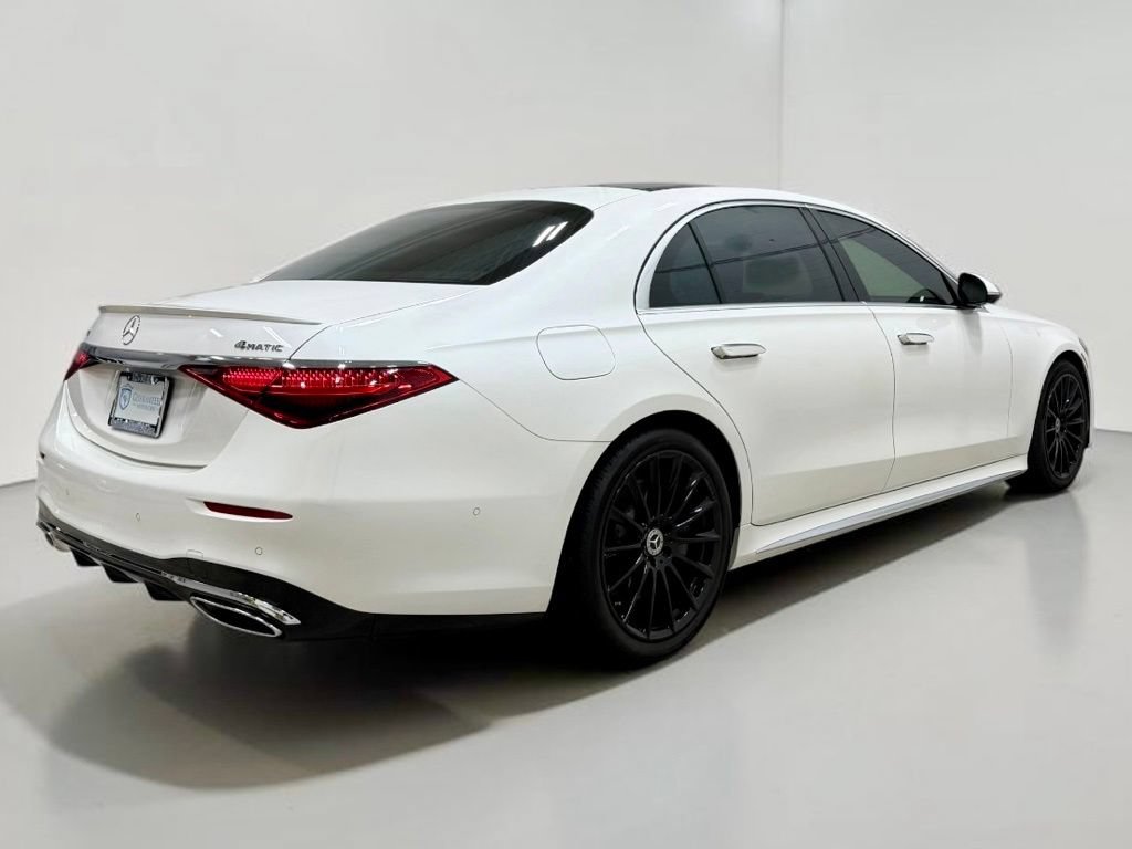 Used 2022 Mercedes-Benz S 500 4MATIC w/ AMG Line Package image 21