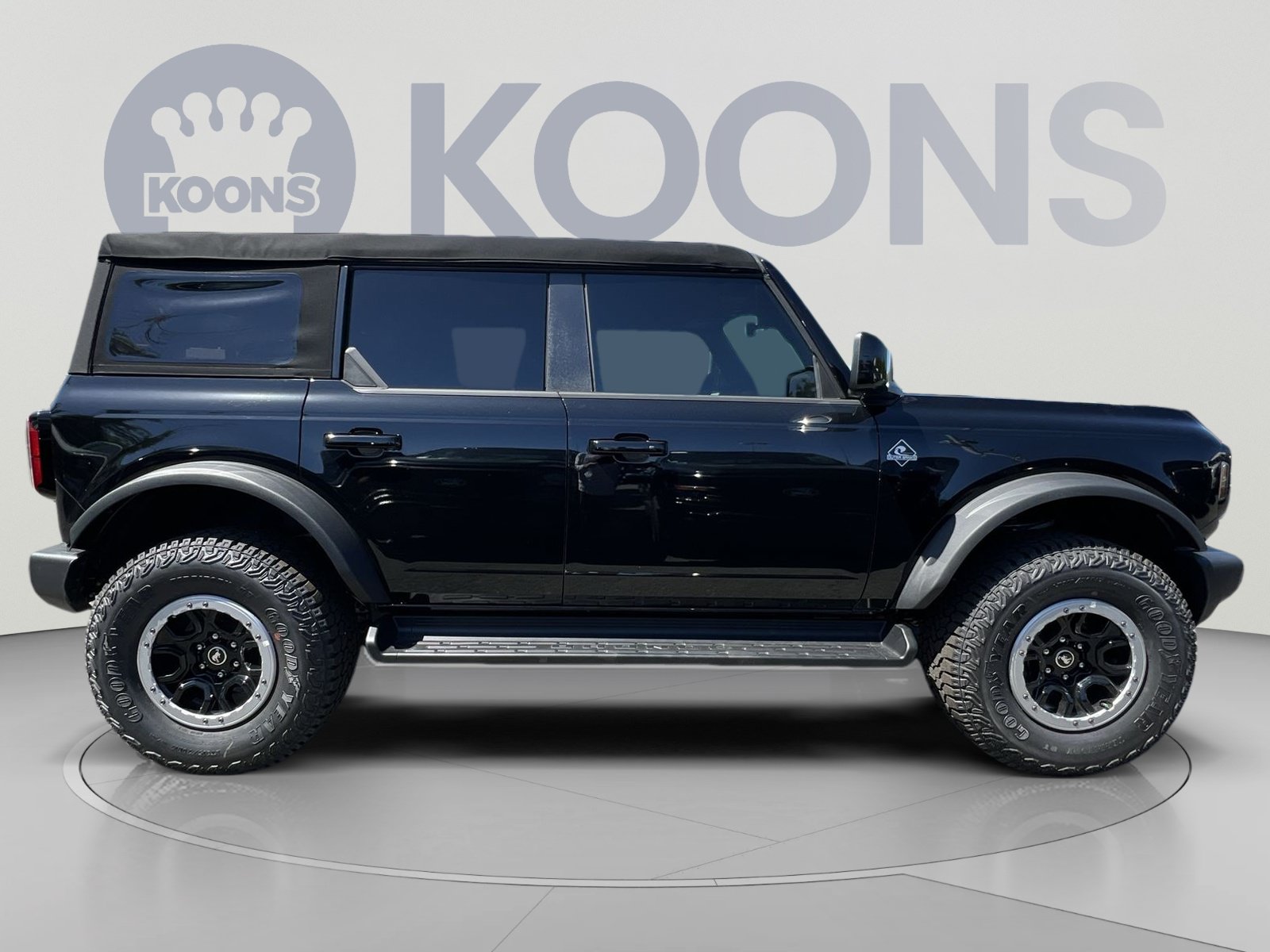 New 2025 Ford Bronco Outer Banks w/ Sasquatch Package AWD/4WD image 17