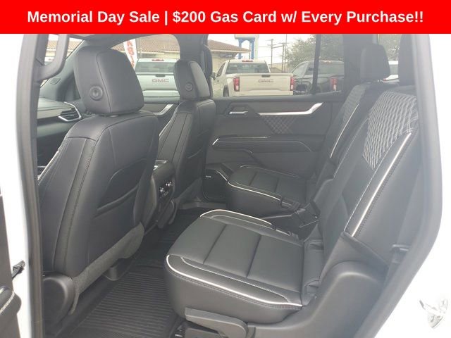 New 2026 GMC Acadia Denali w/ Super Cruise Package FWD image 16