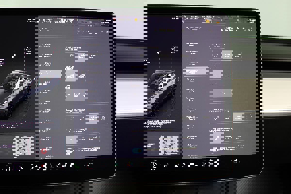 Used 2022 Tesla Model Y Performance image 19