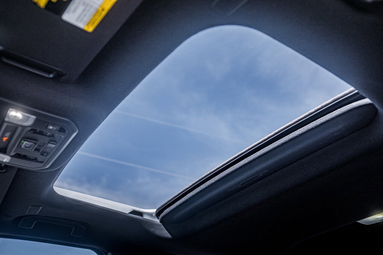 Used 2025 Toyota 4Runner TRD Off-Road Premium image 34