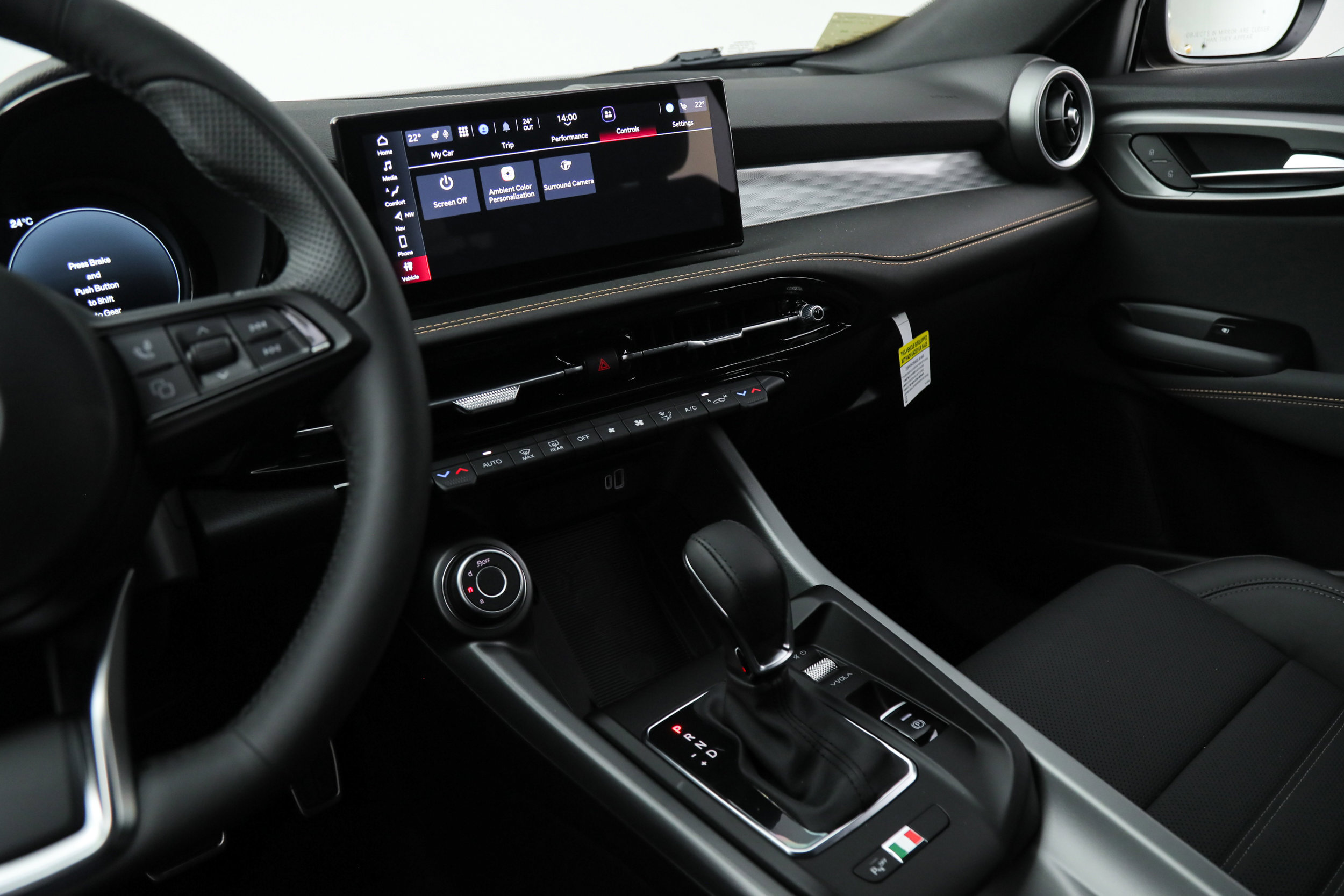 New 2026 Alfa Romeo Tonale Sprint w/ Black Premium Package image 19