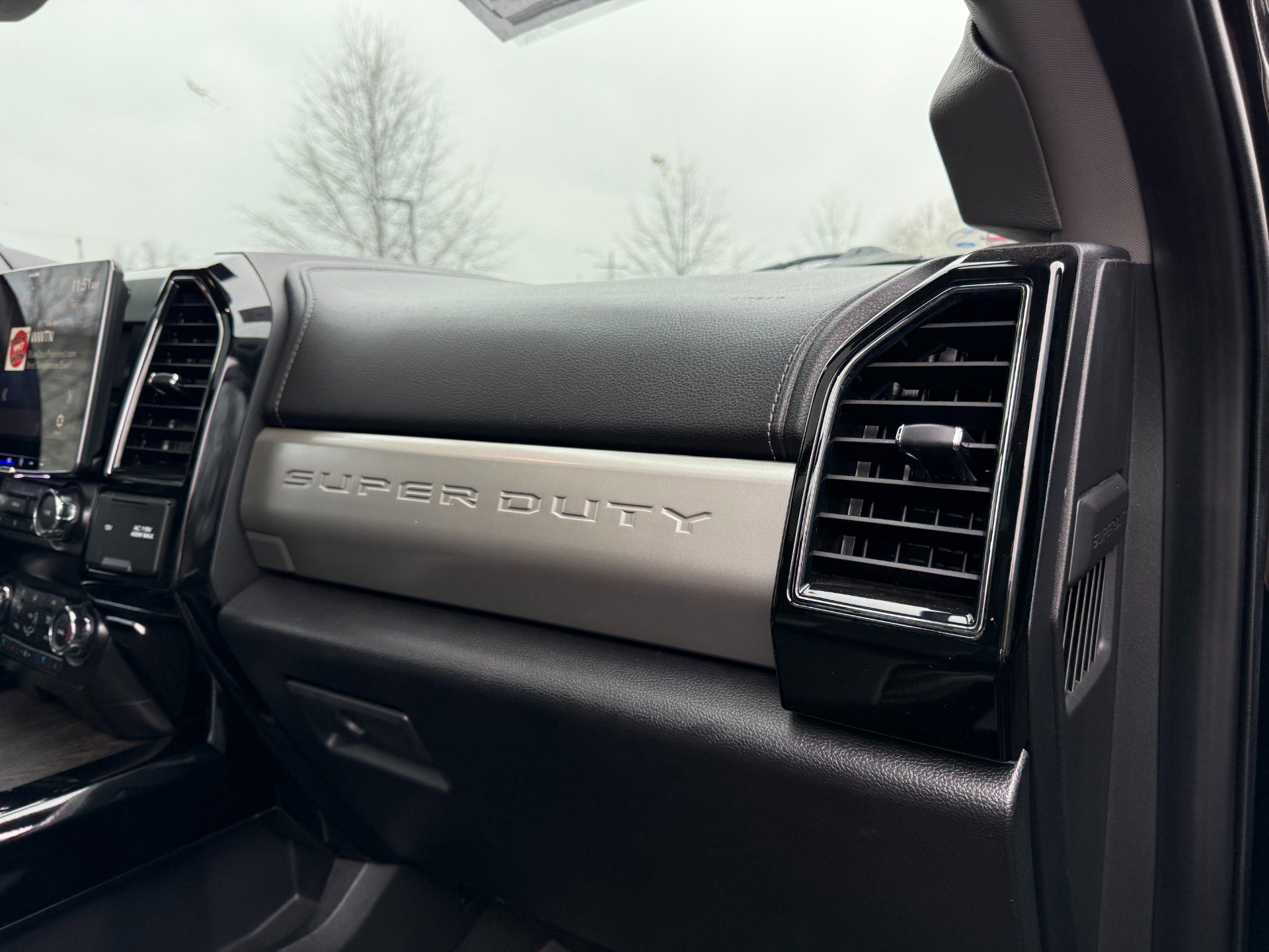 Used 2021 Ford F250 Lariat image 47