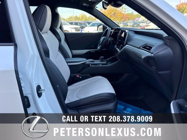 New 2026 Lexus TX 500h AWD w/ Technology Package image 12