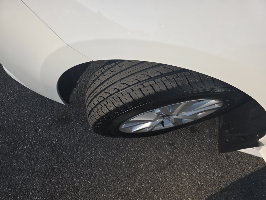 Used 2025 Toyota Camry LE FWD image 26