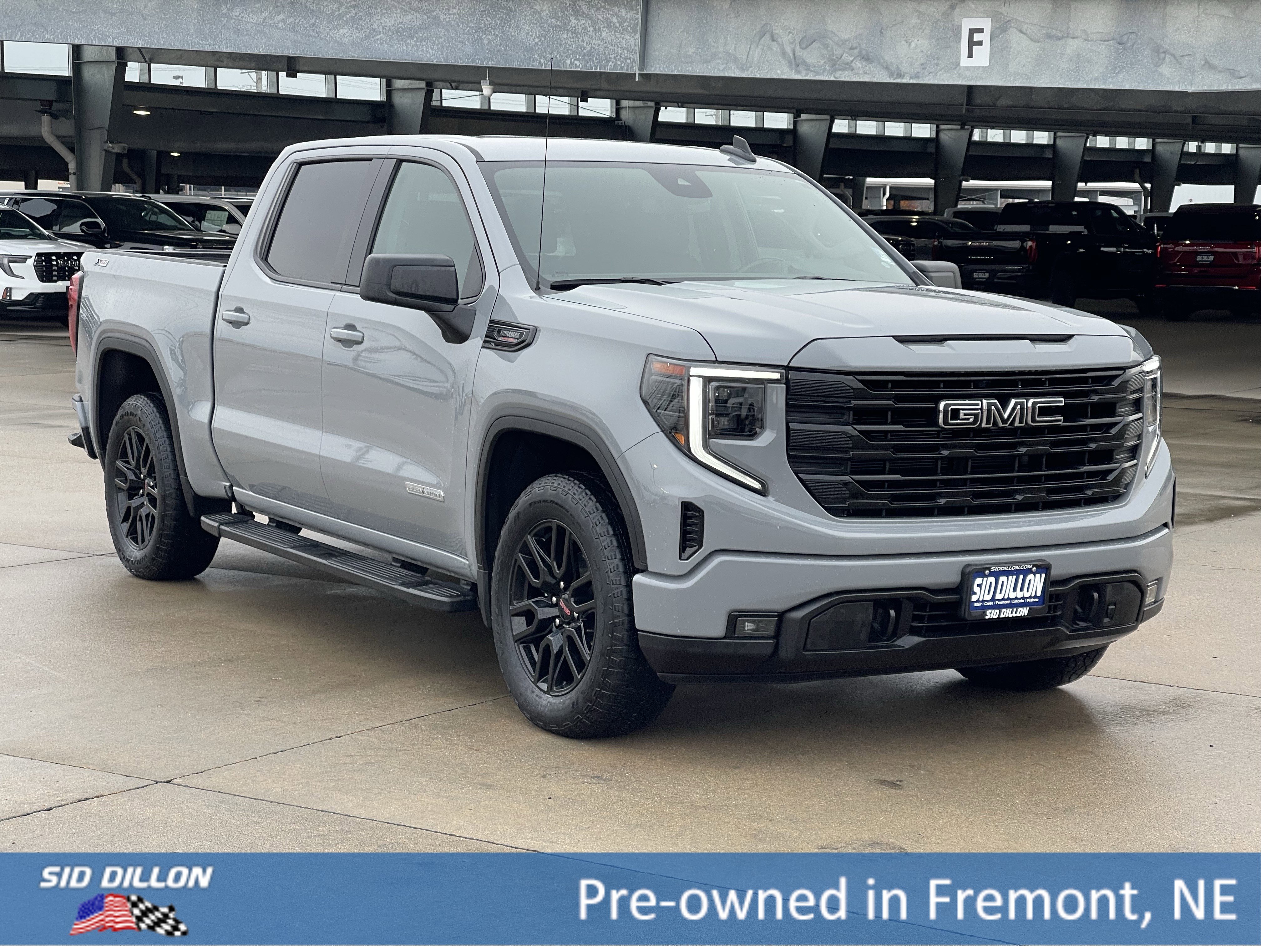 Used 2024 GMC Sierra 1500 Elevation image 2