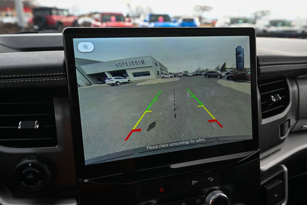 Used 2022 Ford Expedition Max XLT image 39