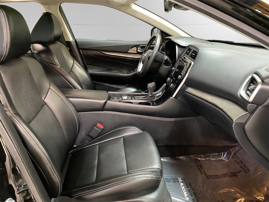 Used 2023 Nissan Maxima SL image 14