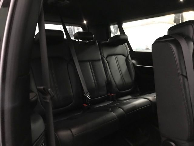 Used 2024 Jeep Wagoneer L Series II w/ Flexible Seating Group image 29