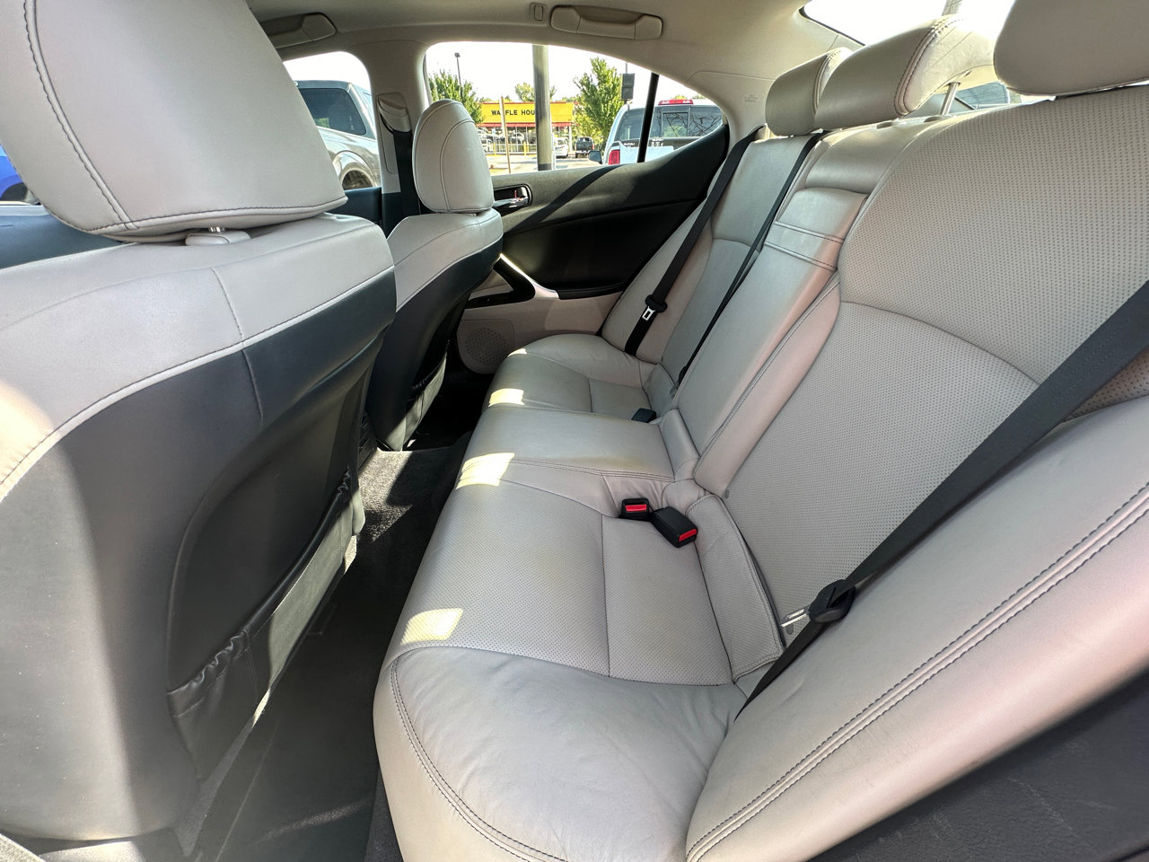 Used 2011 Lexus IS 250 image 9