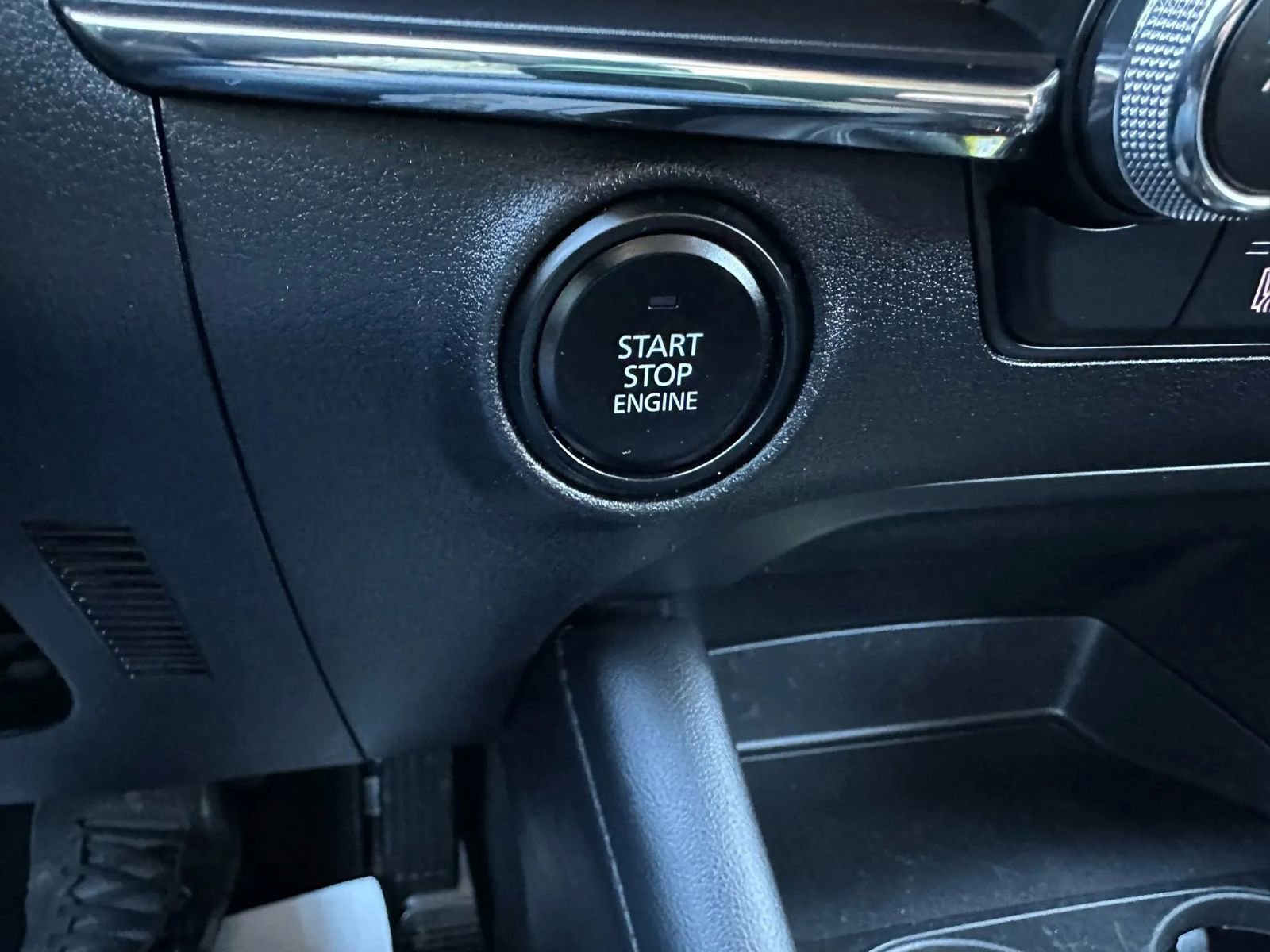 Used 2022 MAZDA MAZDA3 s image 28