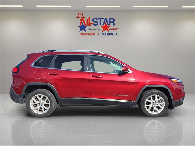 Used 2017 Jeep Cherokee Latitude image 8